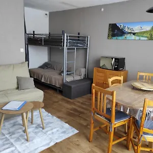  Appartement La Géla, Pieds De Pistes France