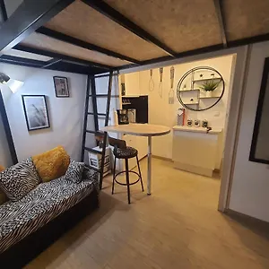  Appartement Studio- Mont Boron, Piscine Sur La